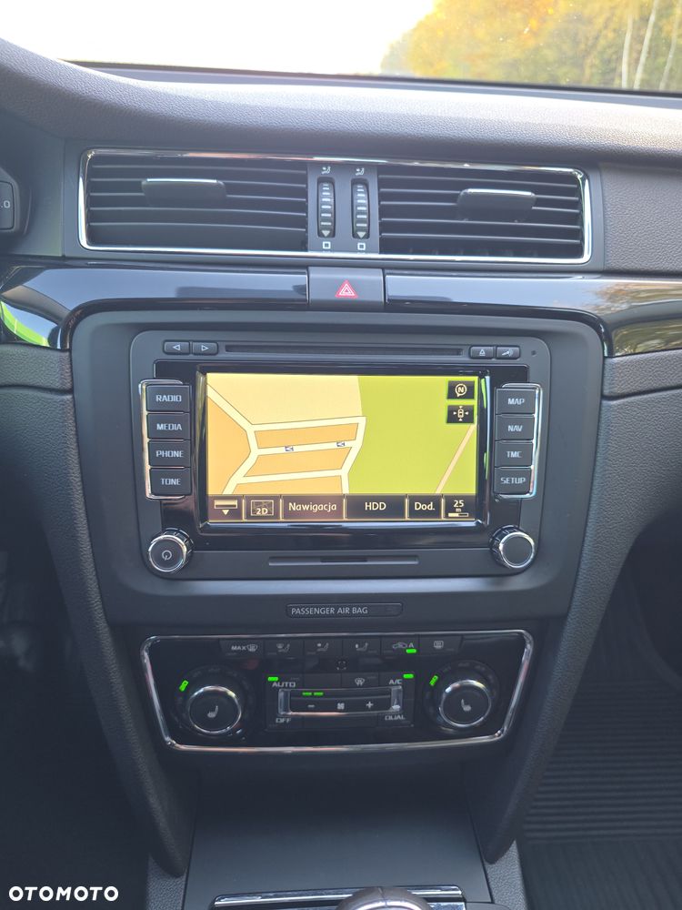 Skoda Superb 2.0 TDI L&K - 19