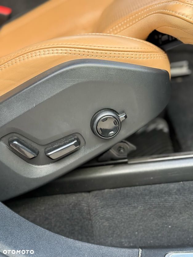 Volvo XC 90 T8 AWD Plug-In Hybrid Inscription 7os - 16