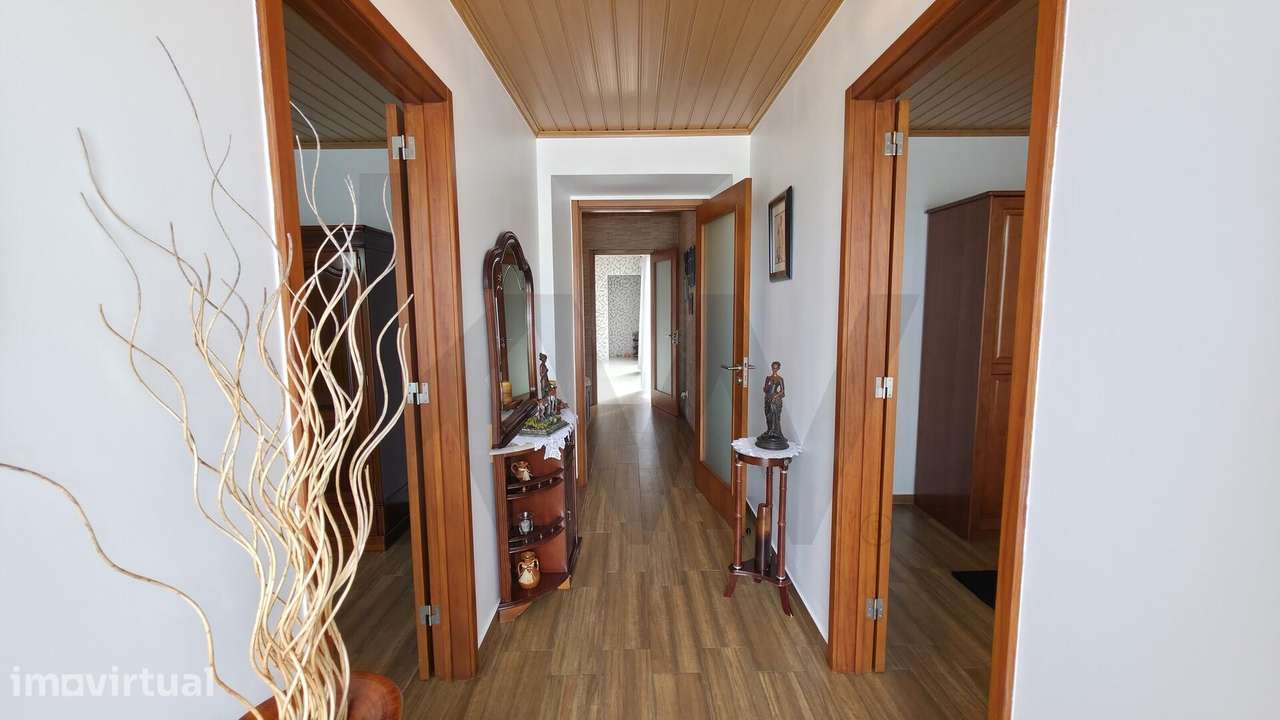 Moradia T3 recentemente renovada com vista mar – Santana, Nordeste - Grande imagem: 2/22
