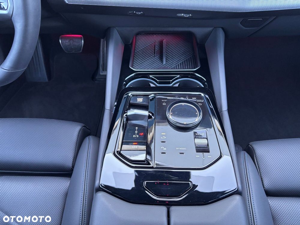 BMW Seria 5 - 32