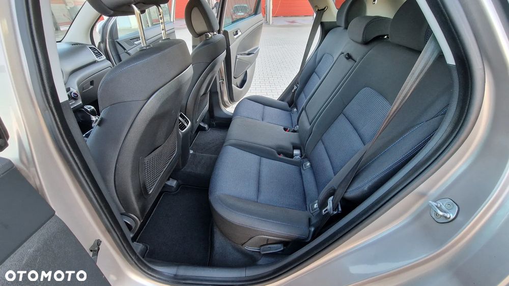 Hyundai i30 1.6 CRDi Premium - 9