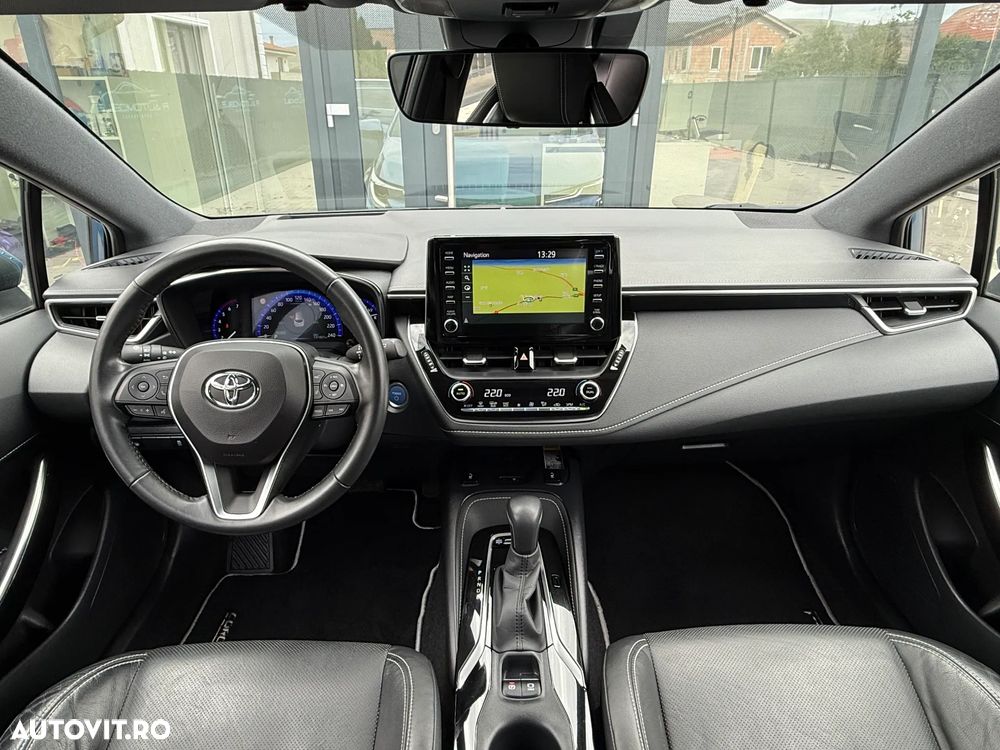 Toyota Corolla 1.8 HSD Dynamic - 9