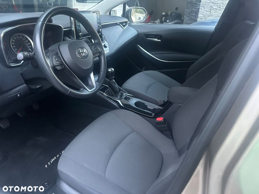 Toyota Corolla 1.5 Style - 9