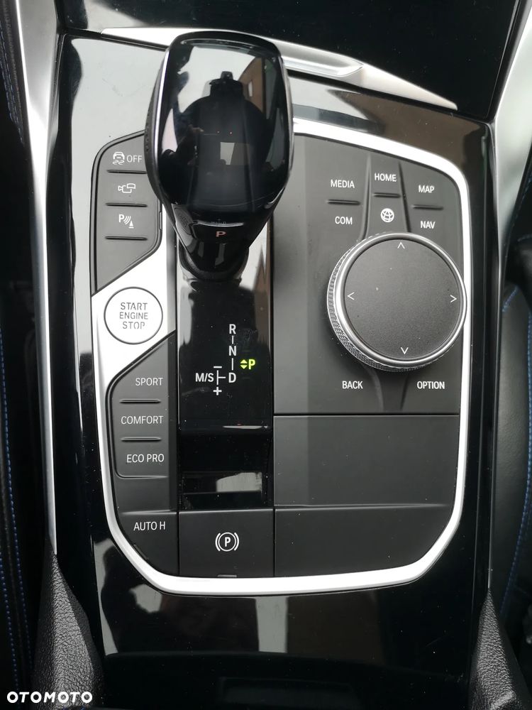 BMW Seria 4 M440i xDrive - 17