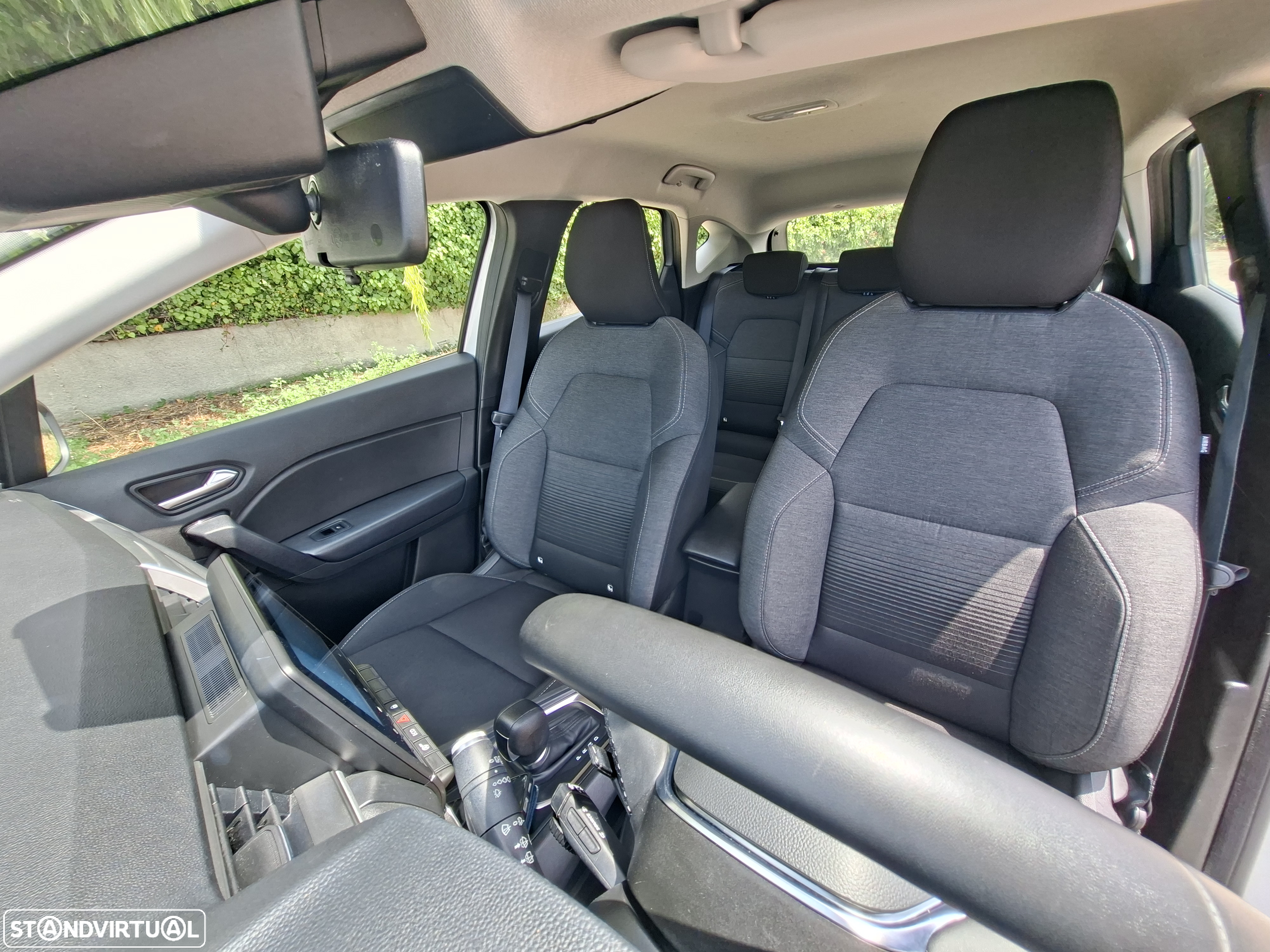 Renault Captur 1.5 dCi Exclusive EDC - 11