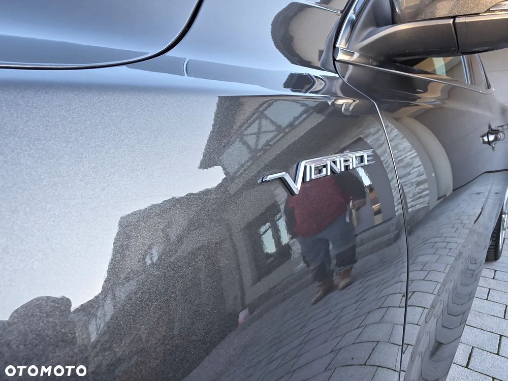 Ford Focus ver-1-5-ecoboost-start--stopp--system-vignale - 24