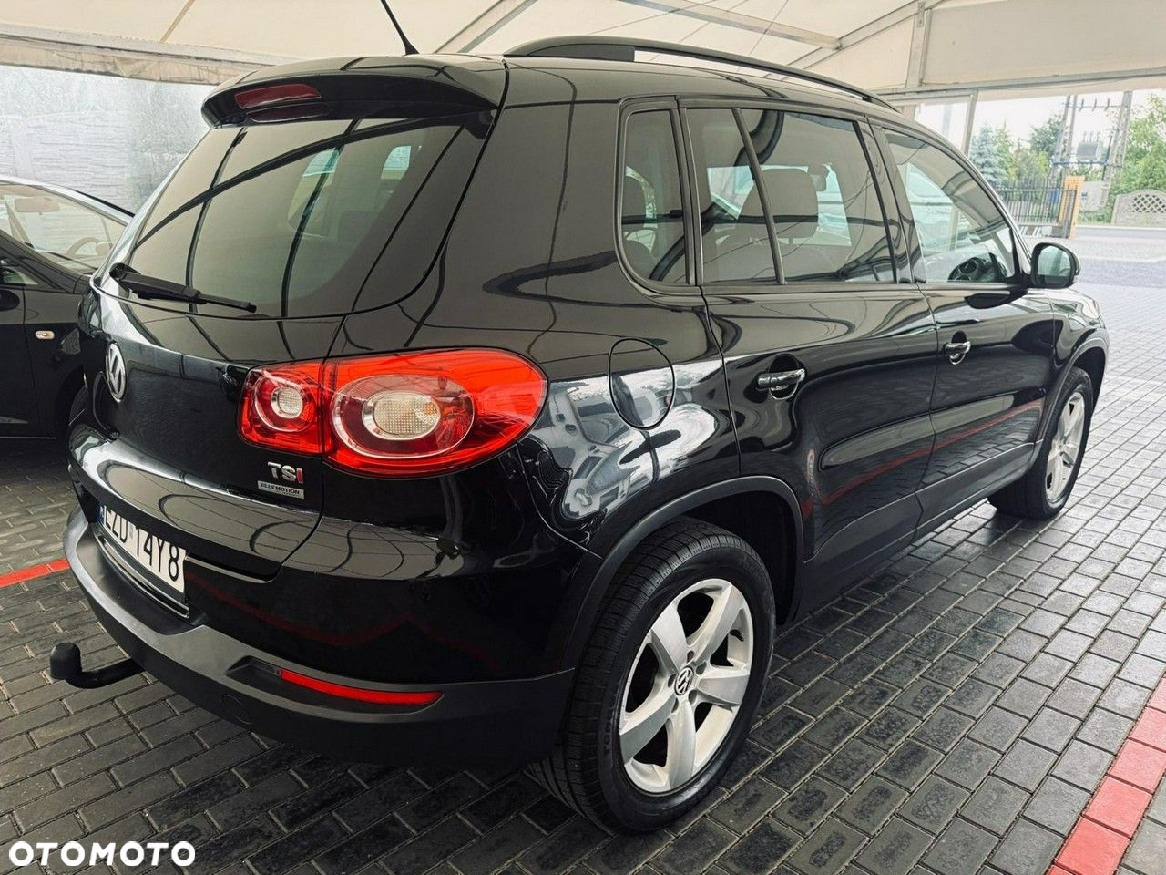 Volkswagen Tiguan - 13
