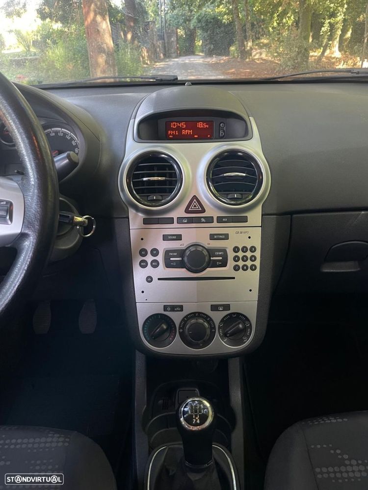 Opel Corsa 1.3 CDTi Enjoy EcoFLEX - 14