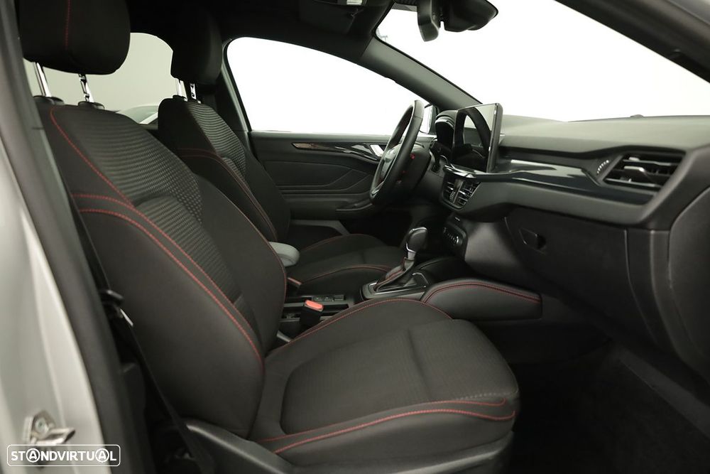 Ford Focus SW 1.0 EcoBoost MHEV ST-Line X Aut. - 20