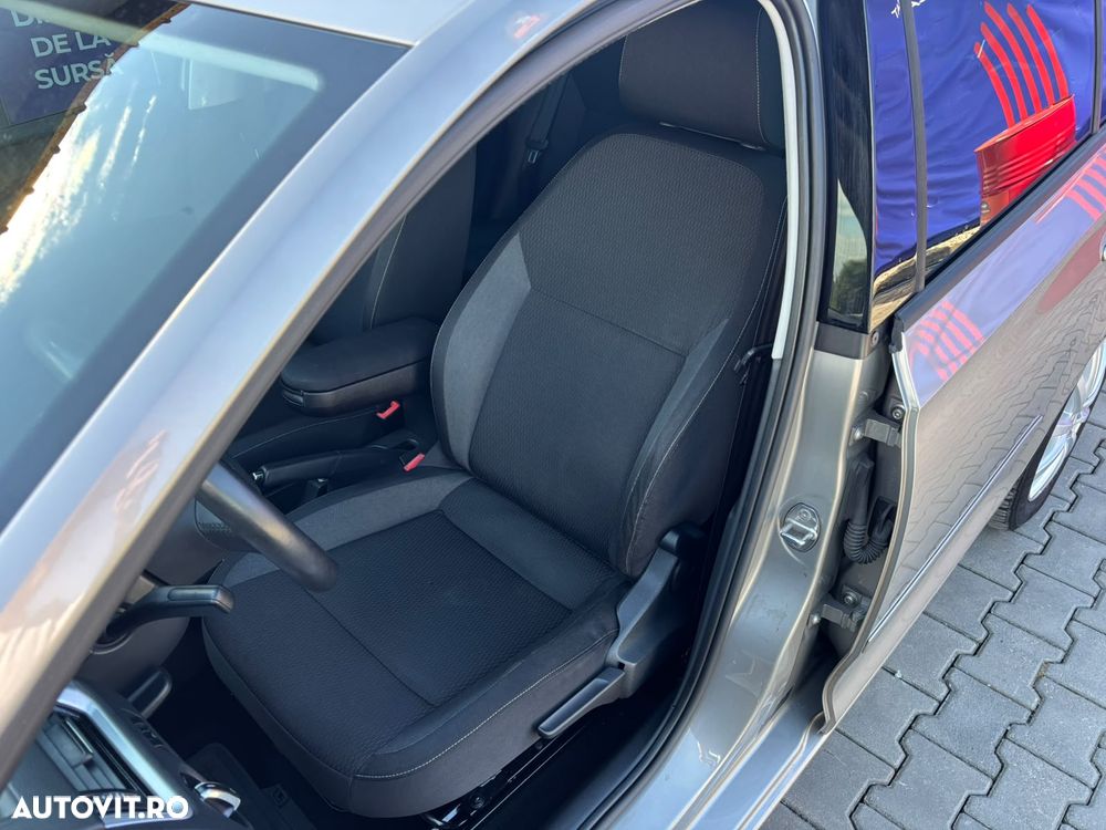 Skoda RAPID 1.2 TSI Ambition - 23