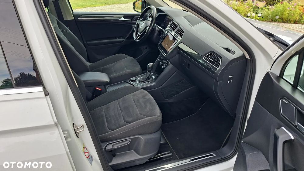 Volkswagen Tiguan 2.0 TDI SCR 4MOTION DSG Highline - 31