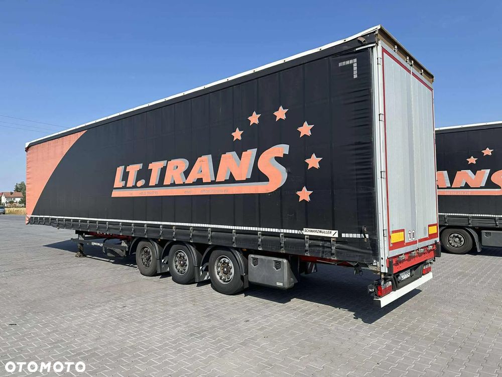 Schwarzmuller S1 - 15