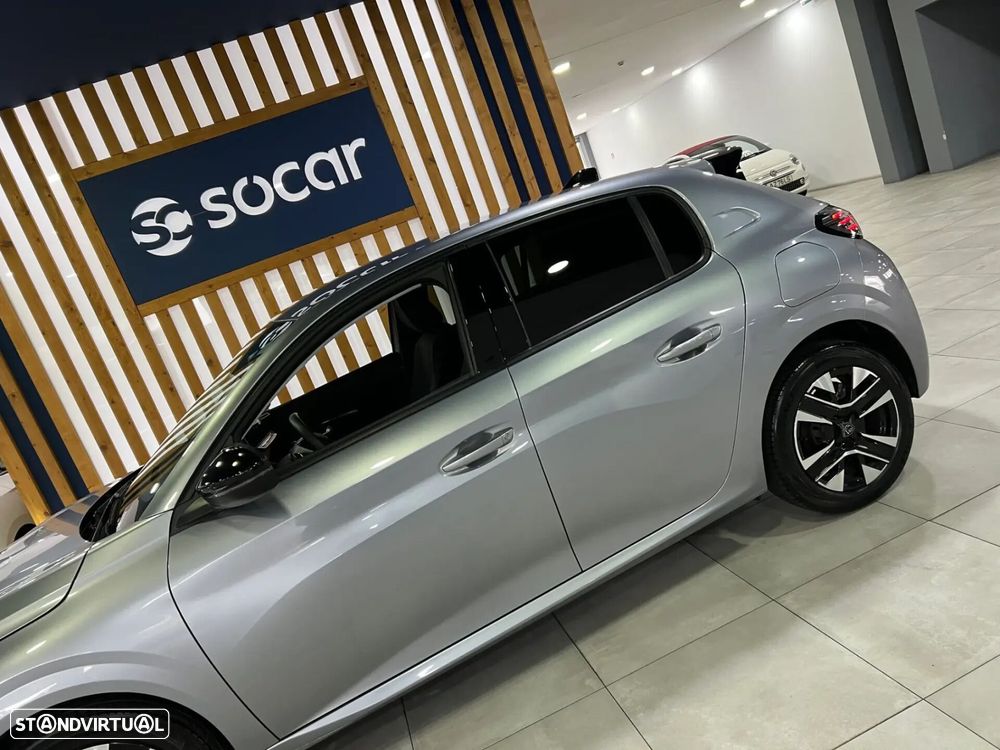 Peugeot 208 - 5