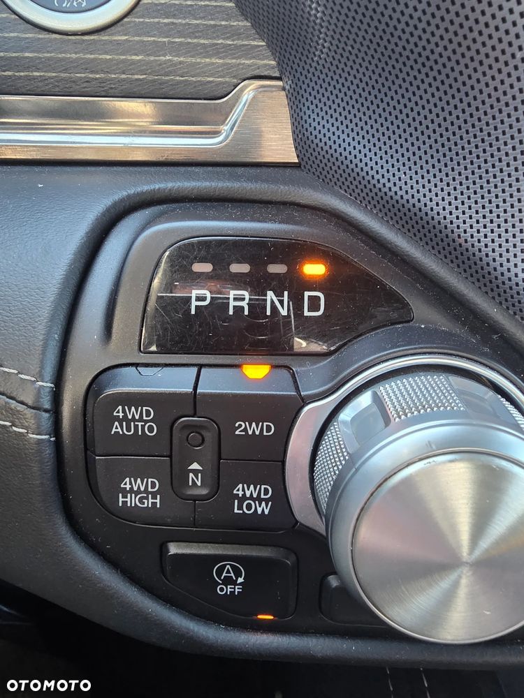 Dodge RAM 5.7 4x4 - 37