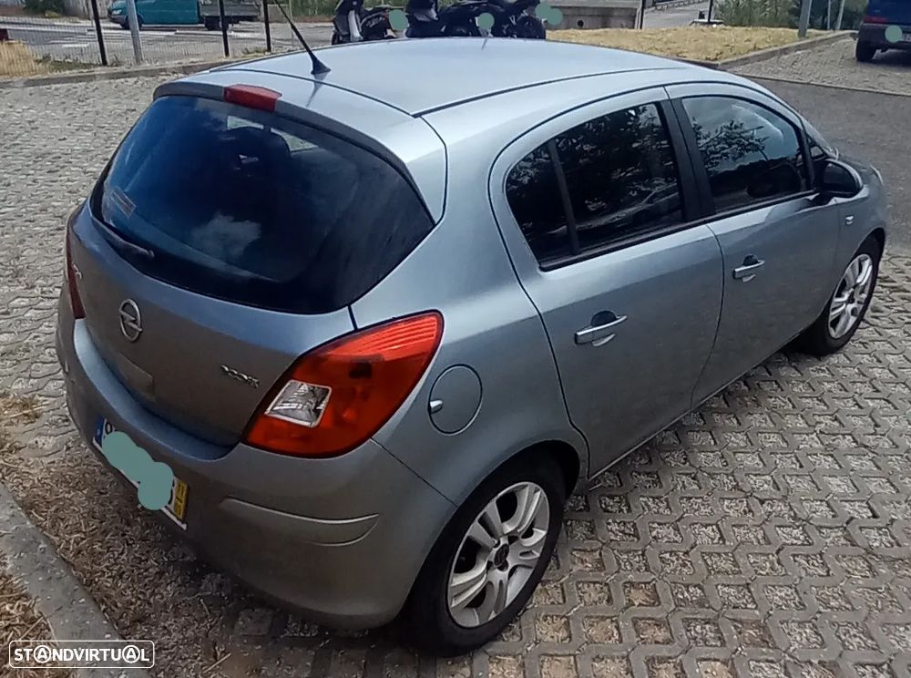 Opel Corsa 1.3 CDTI Go! 95g - 2