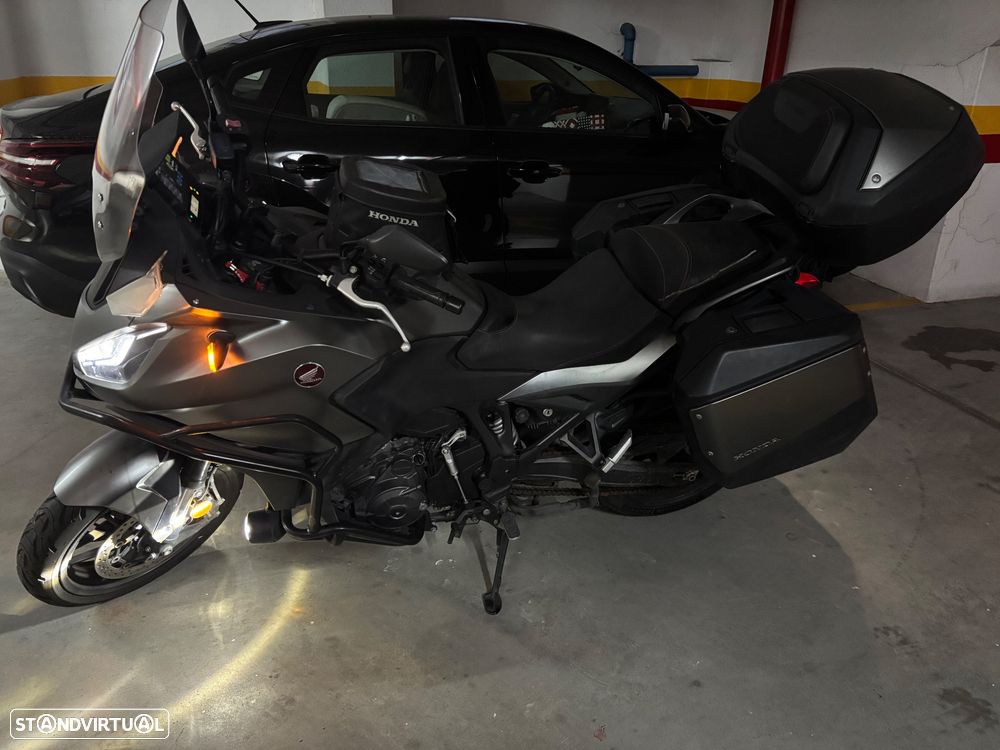 Honda NT 1100 - 1