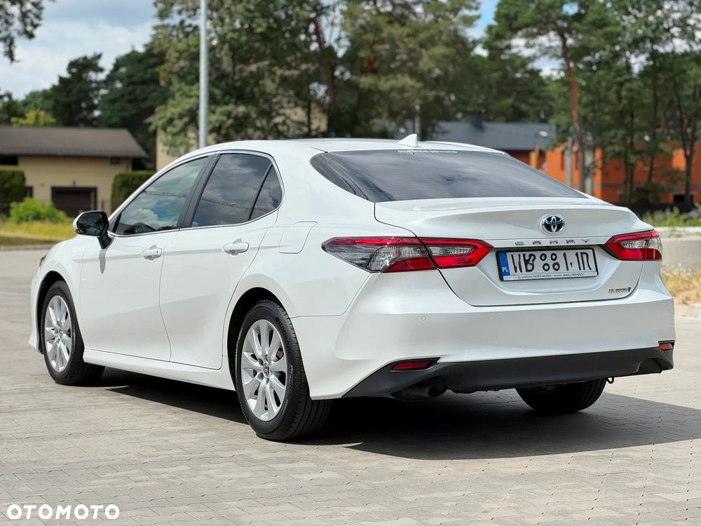 Toyota Camry 2.5 Hybrid Prestige CVT - 3