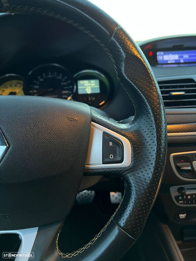 Renault Mégane Coupe 2.0 T 16V RS - 34