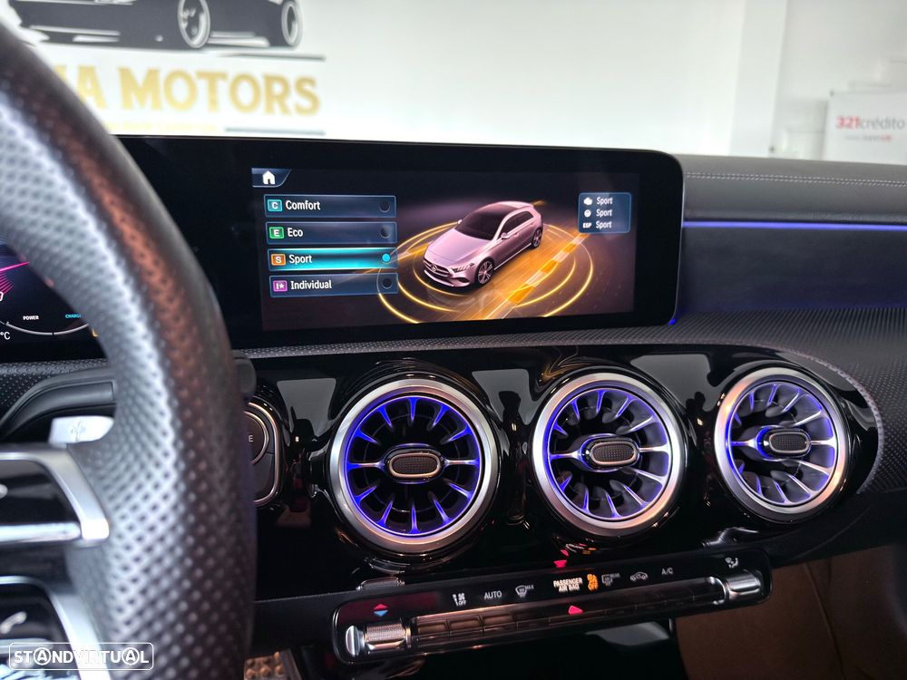 Mercedes-Benz A 180 7G-DCT AMG Line - 22
