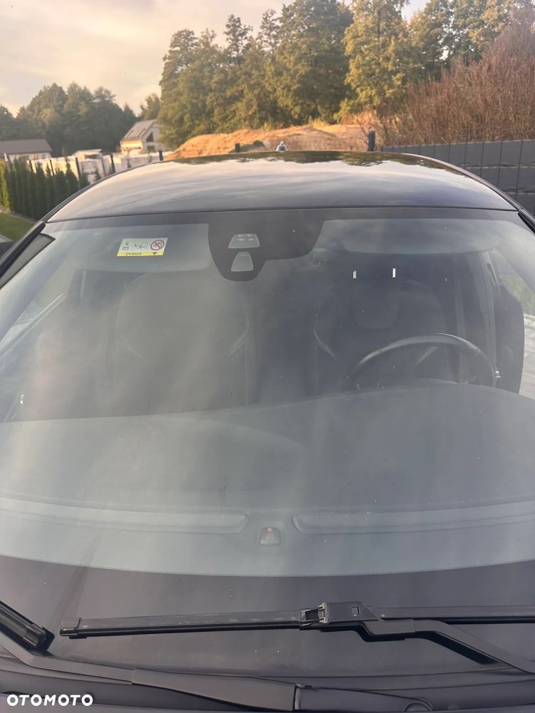 Volvo V40 - 23