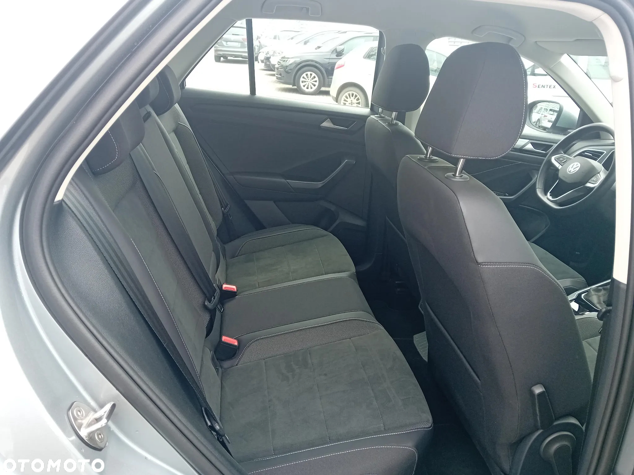 Volkswagen T-Roc 1.5 TSI Style DSG - 22