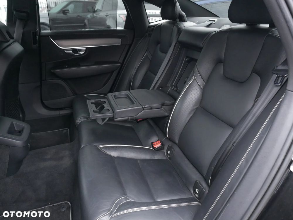 Volvo S90 D3 R-Design - 23