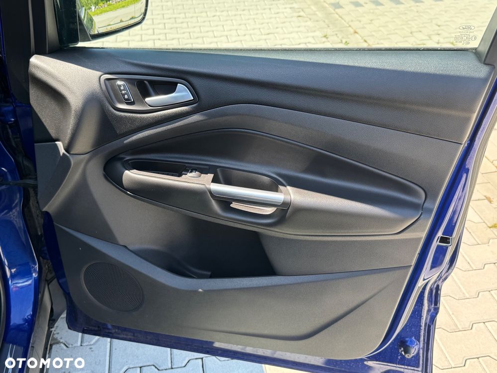 Ford Kuga 1.5 EcoBoost 2x4 SYNC - 16