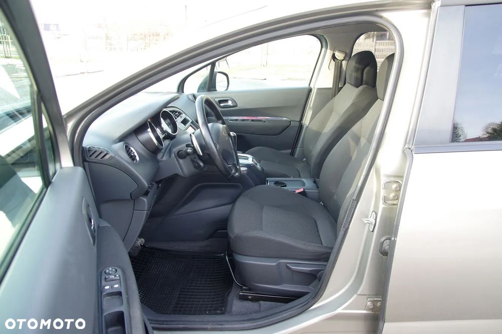 Peugeot 5008 - 21