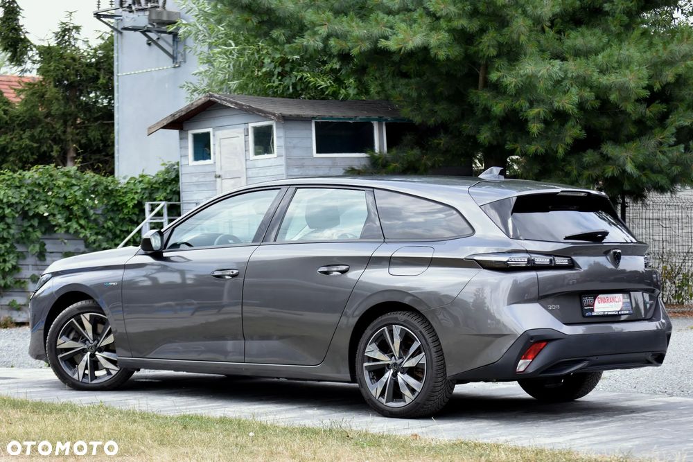 Peugeot 308 180 e-EAT8 GT - 10