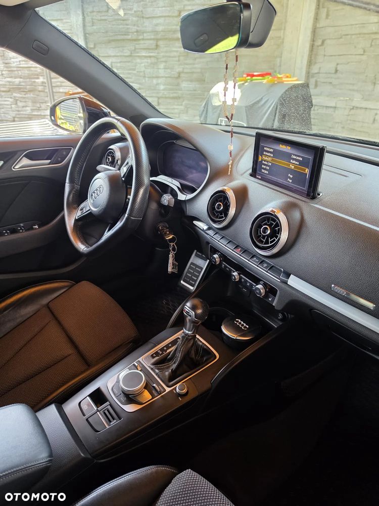 Audi A3 Sportback 1.6 TDI (clean diesel) S tronic S line Sportpaket - 5