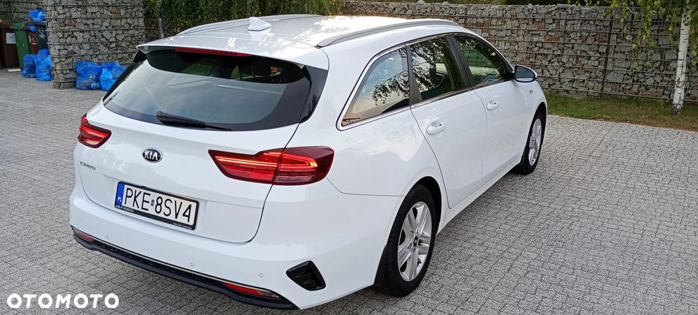Kia Ceed 1.5 T-GDI M - 8