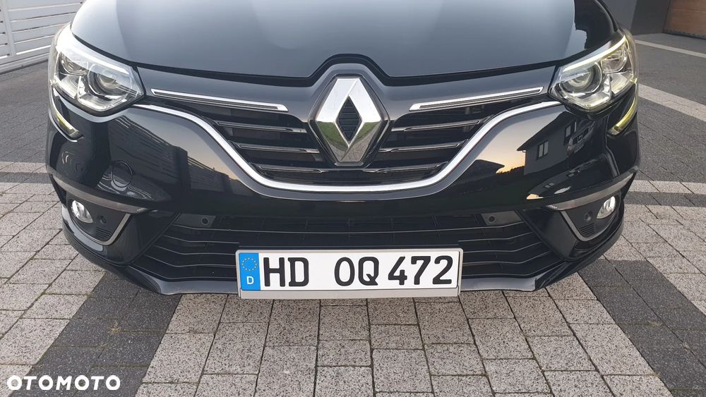 Renault Megane BLUE dCi 115 BOSE EDITION - 10