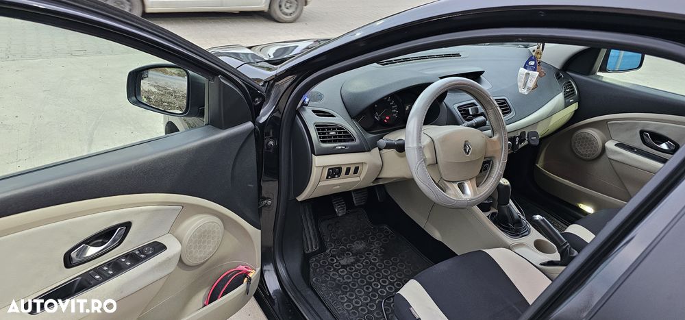 Renault Fluence 1.6 16V Expression - 14