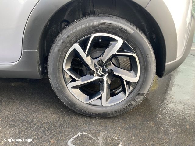 Citroën C3 1.2 PureTech C-Series - 10