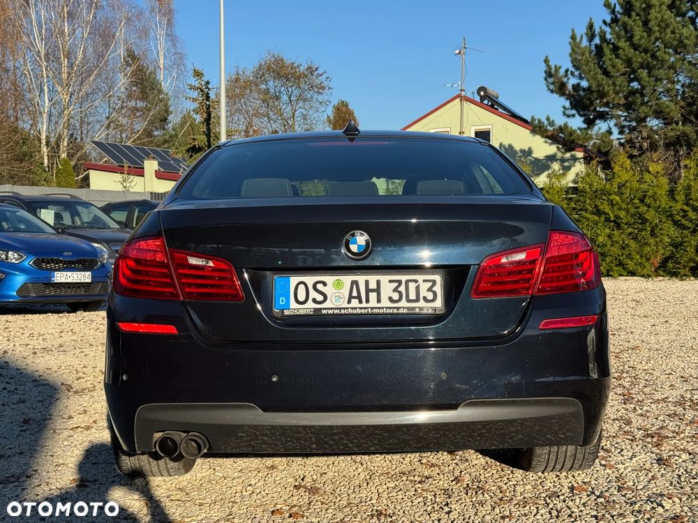 BMW Seria 5 528i - 13