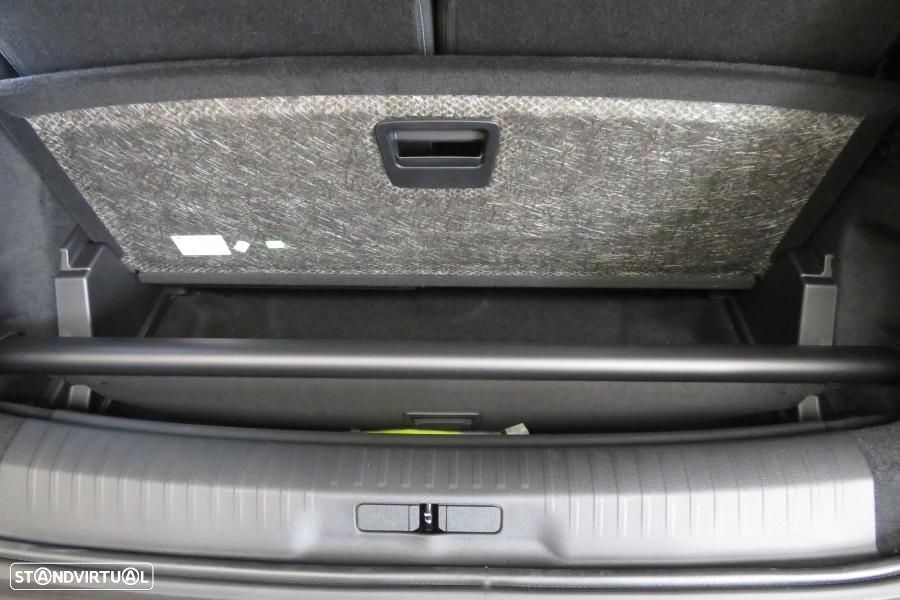 Peugeot 5008 1.2 Hybrid Allure e-DCS6 - 29