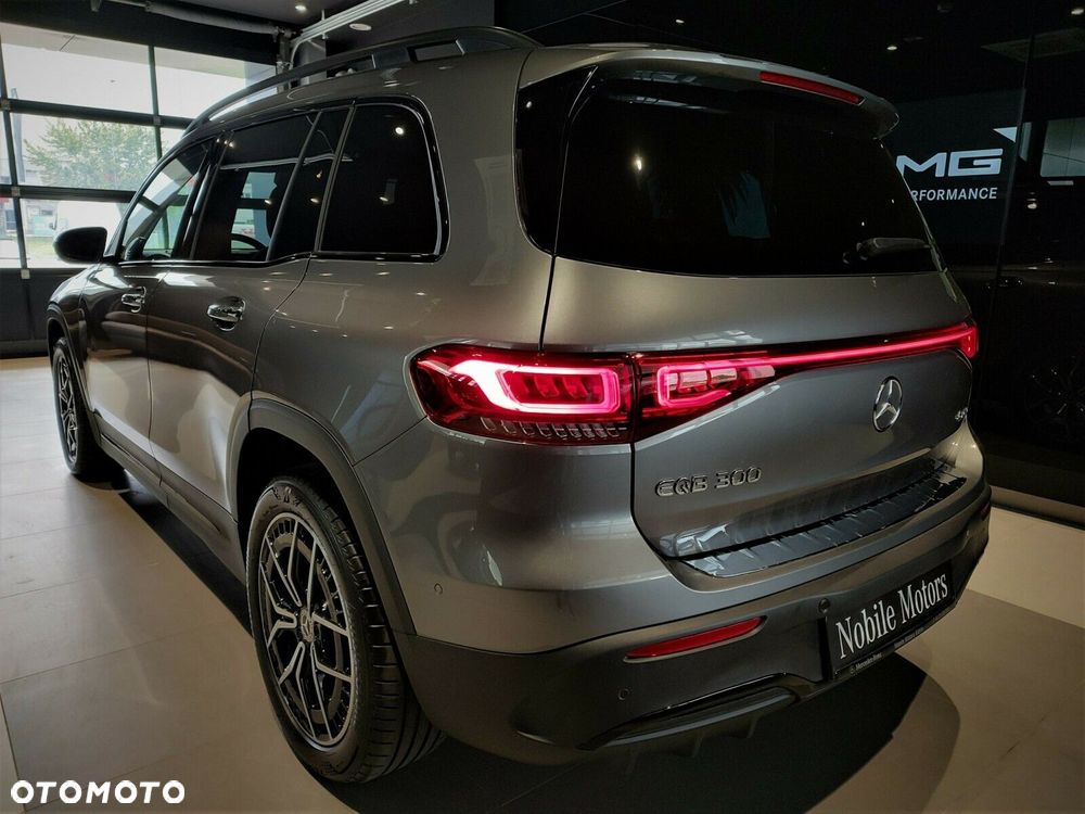 Mercedes-Benz EQB - 3