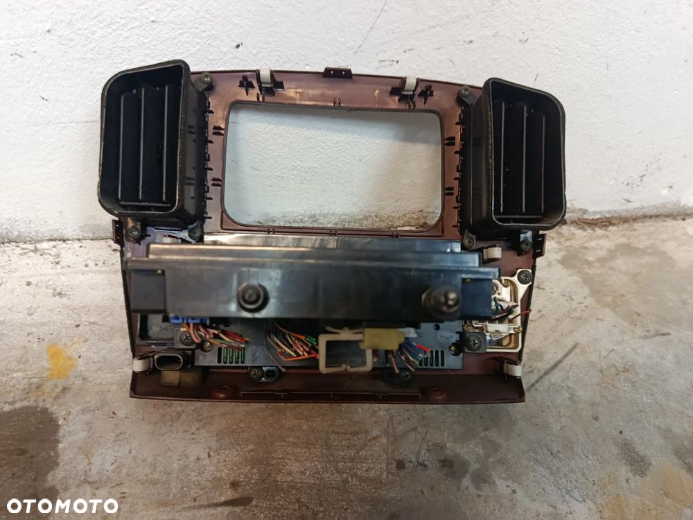 Panel klimatyzacji sterowania nawiewów Suzuki Grand Vitara 1 - 4