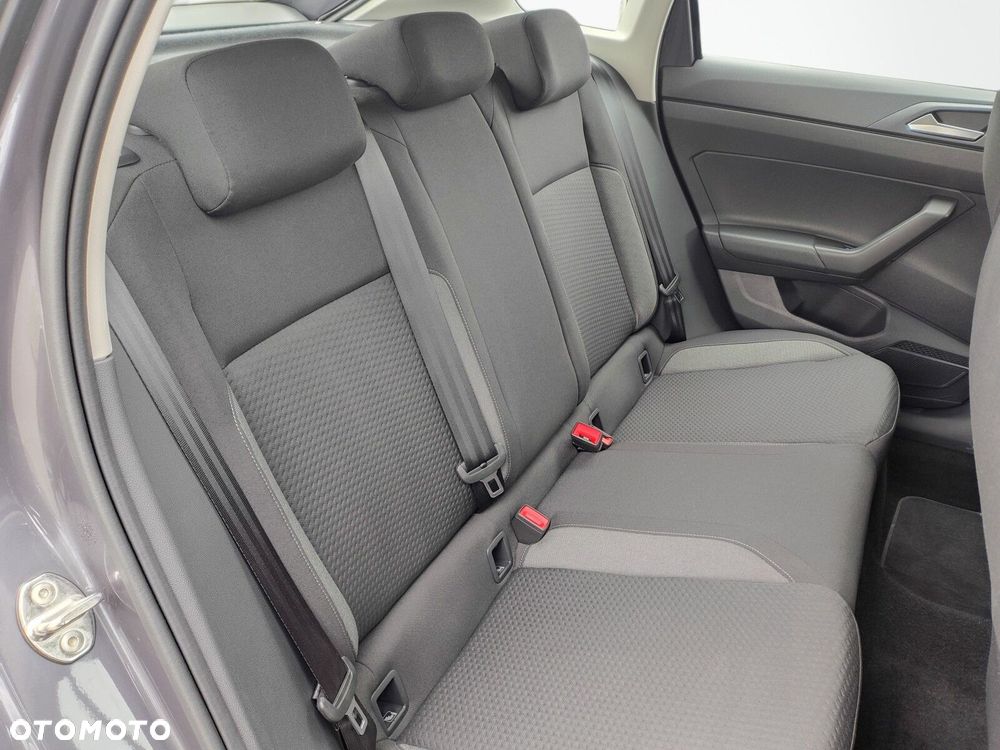Volkswagen Taigo 1.0 TSI Life DSG - 22