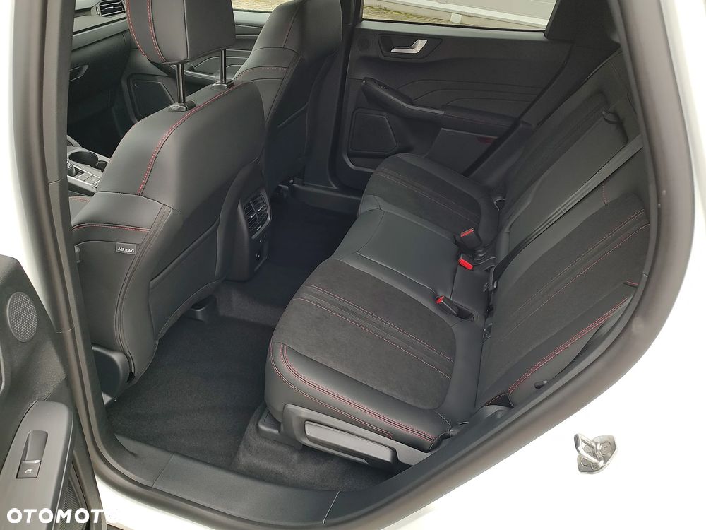 Ford Kuga 2.5 Duratec FHEV ST-LINE X - 13