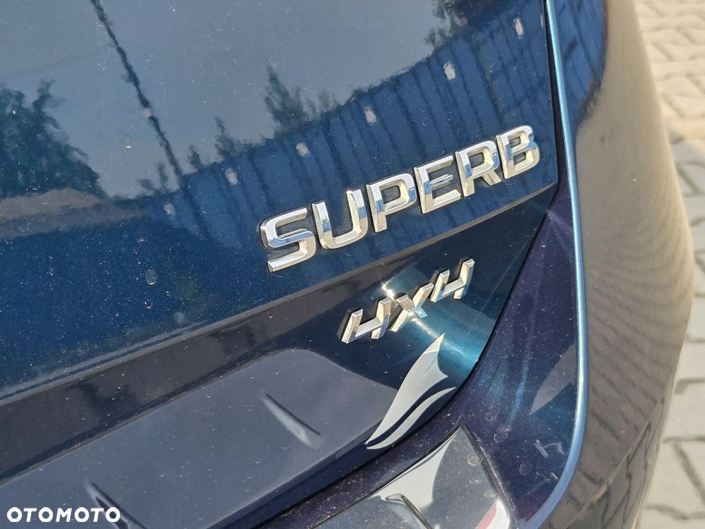 Skoda Superb 2.0 TSI 4x4 L&K DSG - 12