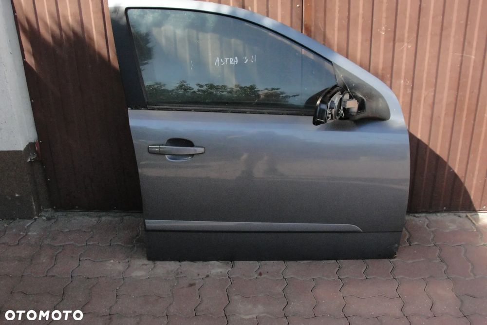 DRZWI PRAWY PRZÓD OPEL ASTRA H III - 1