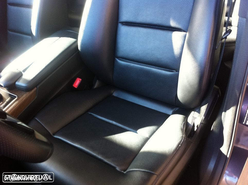 Mercedes-Benz E 250 CDi Avantgarde BE Auto. - 34