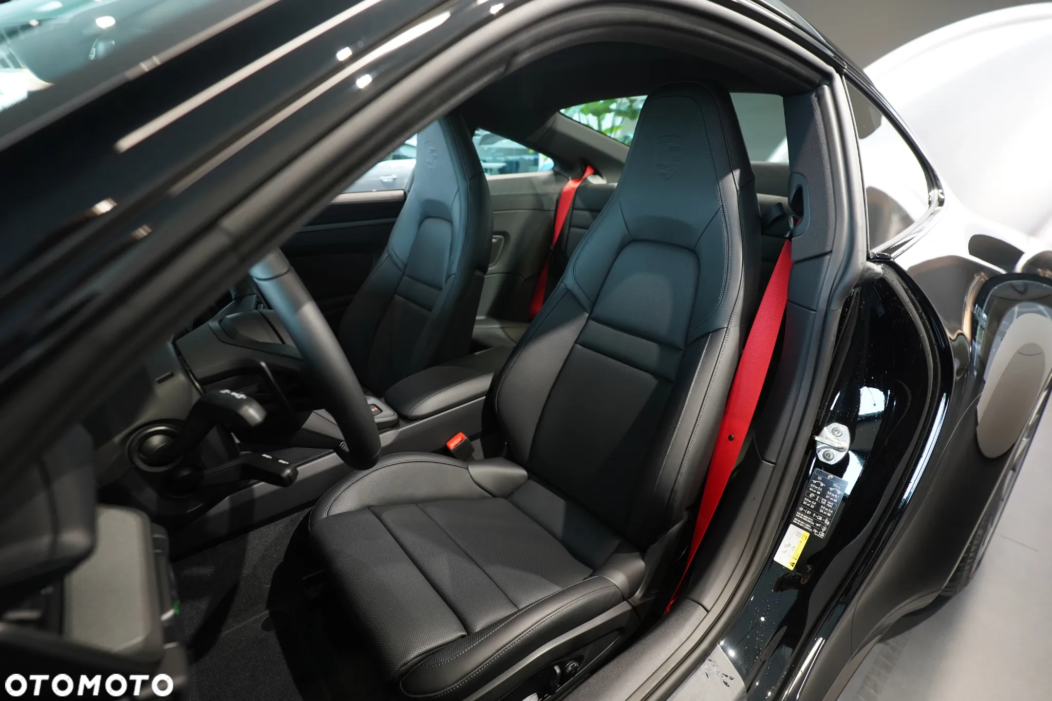 Porsche 911 Carrera S - 8
