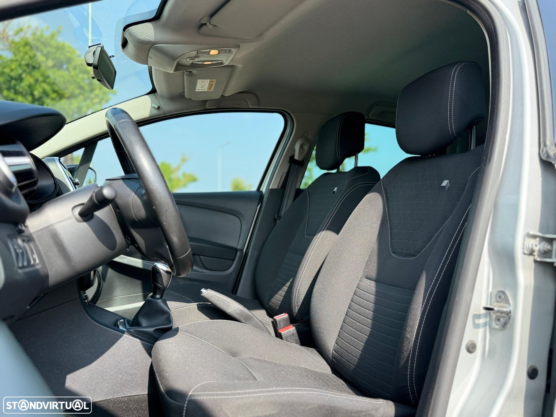 Renault Clio - 8