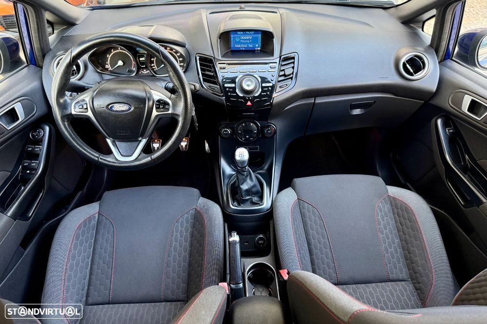 Ford Fiesta 1.0 EcoBoost ST-Line - 12