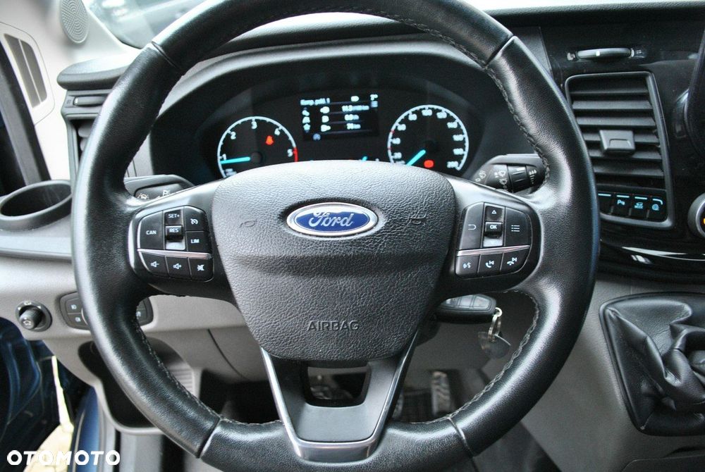 Ford Transit - 17