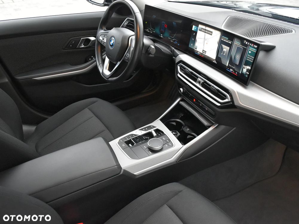 BMW Seria 3 - 22