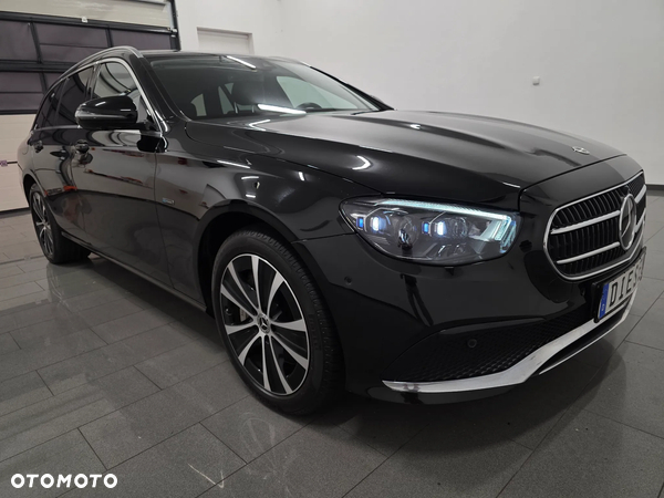 Mercedes-Benz Klasa E 220 d 4Matic 9G-TRONIC AMG Line