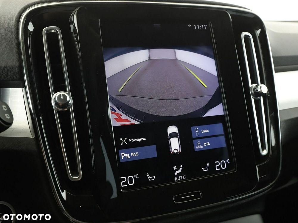 Volvo XC 40 D4 SCR AWD Momentum - 25